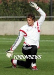 獨축구 GK 레만, 2008년 대표팀 은퇴 시사