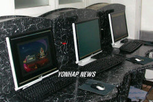 `성인PC방 도박체인 운영사 적발