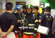 어수선한 종각역 상가