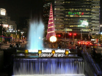 청계천 조형물 점등 시연