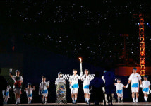 성화봉송하는 다둥이 가족