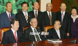 김근태 당의장, 대한노인회 회장단 접견