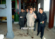 北, 김정일 흥남비료연합기업소 방문