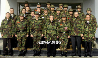 전윤철 감사원장 해병 6여단 방문