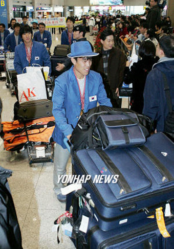 아시안게임 한국 선수단 본진 귀국