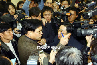 무산된 고건 전 총리 기자회견