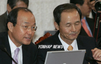 외교장관과 국방장관