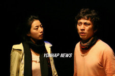 인기뮤지컬 위대한 캣츠비의 한 장면