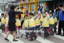 세이프 자켓으로 교통사고 예방해요