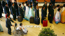 남북 이산가족 상봉행사 둘째날 개별상봉