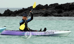 <카약타고 제주 해안 276㎞ 일주 나섰다>