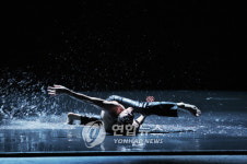 <공연리뷰> 나초 두아토 신작 날개