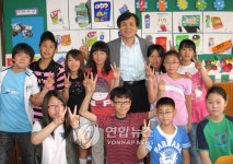 <사람들> 동요 아기염소 작곡한 이순형 교사