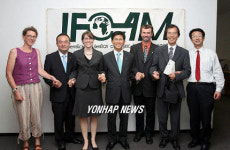 세계유기농업대회 유치 나선 김문수 경기지사