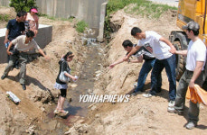 102보충대 입영가족..험한 귀갓길