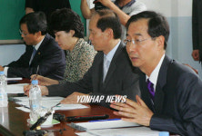 한덕수 총리, 울산 중앙고등학교에서 교육간담회