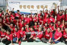 주문진 시장상인들 우리도 대학생