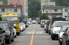 태백 소방도로 주차장 전락