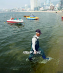 부산 광안리 녹조현상 해수욕장 긴장