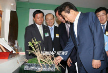 노대통령 진주바이오센터 시찰