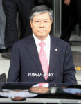 사의 표명한 김성호 법무부장관