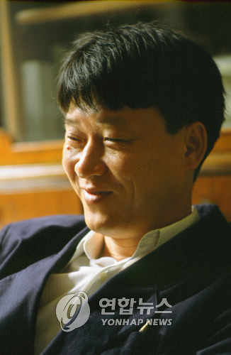 가수 김민기, 대한민국 음악계의 중요한 역할을 한 인물로 추억됩니다
