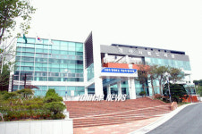 새로 지은 경산시립도서관
