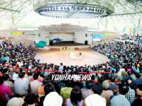 안동 탈춤공연장 만원