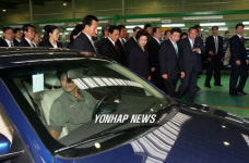 노대통령, 평화자동차 방문