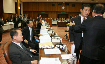법사위 욕설.육두문자 난무