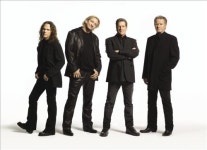 이글스 28년 만에 새 음반 냅니다