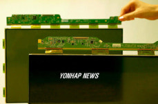 Drive IC 1/3로 줄인 노트북 PC용 `DDR 패널 양산