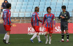 줄줄이 레드카드