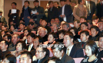 심야에  열린  비상전국선대위원장단 회의