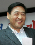 웃음 되찾은 김황식 하남시장