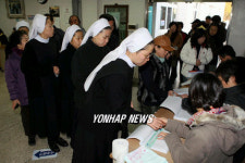 수녀들도 `소중한 한표