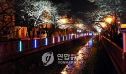 <경남 지자체 빛 마케팅 붐 명암>