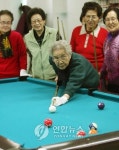 <춘천노인회관 당구.포켓볼 열기 가득>