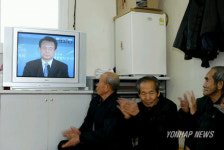 한승수 총리 지명자 춘천 고향마을 `경사
