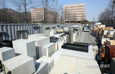 이전 기다리는 과천청사 사무집기