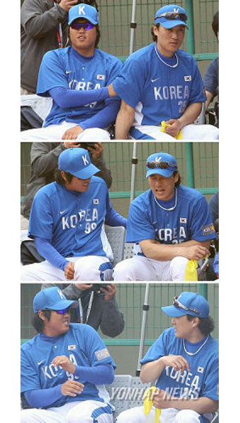 장난치는 이승엽, 류현진