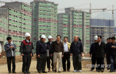 이 대통령, 은평 뉴타운 건설현장 방문