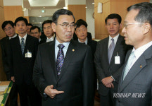 이상희 국방장관 병무청 방문