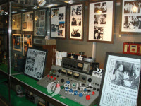 영화기자재 2천500점 동아방송대에 전시