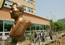 매헌 초등학교 개교