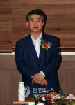 노 前대통령 마을 경로잔치서 인사