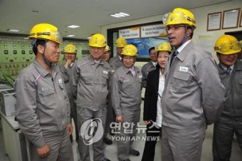 에쓰오일 새 CEO 울산 온산공장 방문