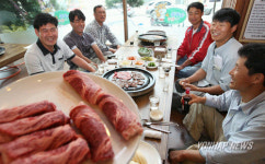축산인 한우 직영 식당