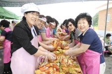 <개구리 입식 부농 일구는 공주 무르실 마을>