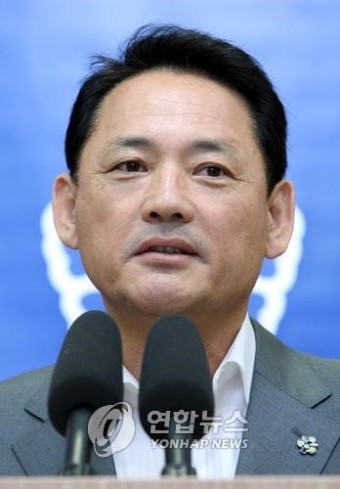 국무회의 브리핑하는 유인촌 장관